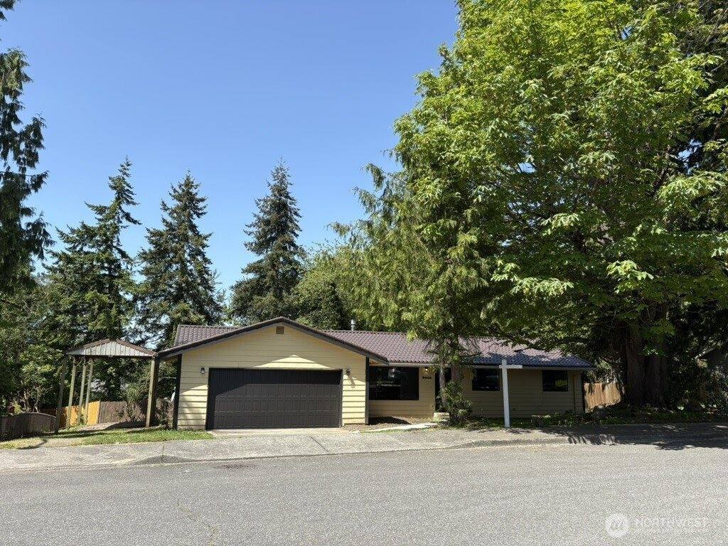 2005 Woodridge Avenue, Mount Vernon, WA 98273