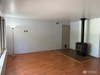 2005 Woodridge Avenue, Mount Vernon, WA 98273