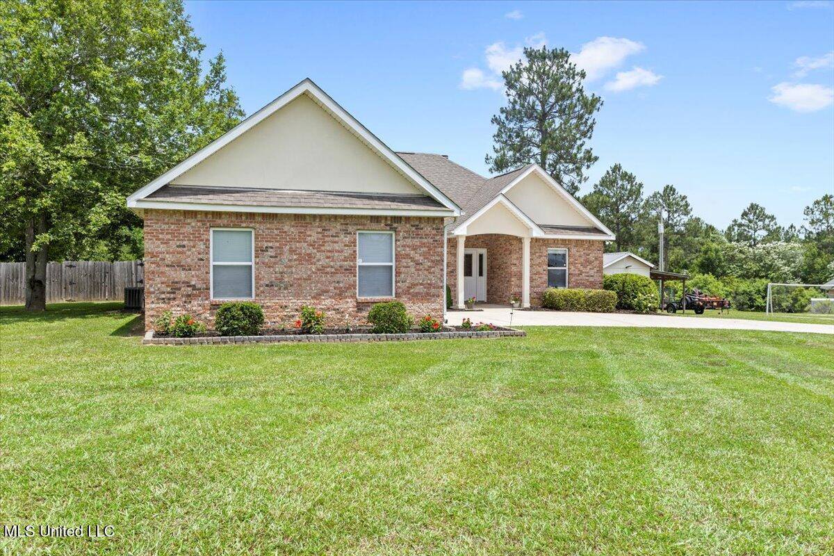 21915 Huntington Forest Drive, Saucier, MS 39574