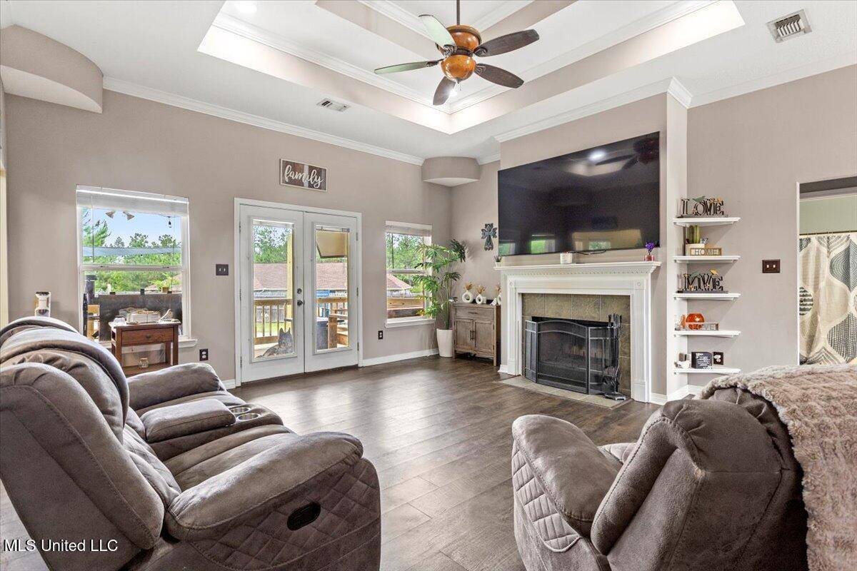 21915 Huntington Forest Drive, Saucier, MS 39574