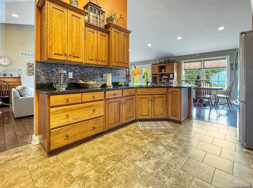 1093 Co Rd 1600, Ashland, OH 44805