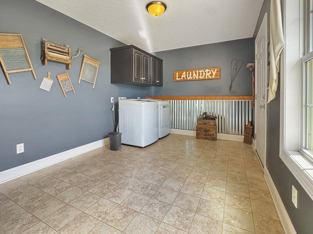 1093 Co Rd 1600, Ashland, OH 44805