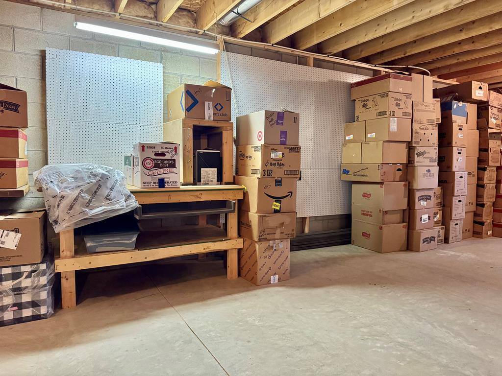 1093 Co Rd 1600, Ashland, OH 44805