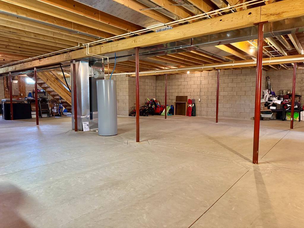 1093 Co Rd 1600, Ashland, OH 44805