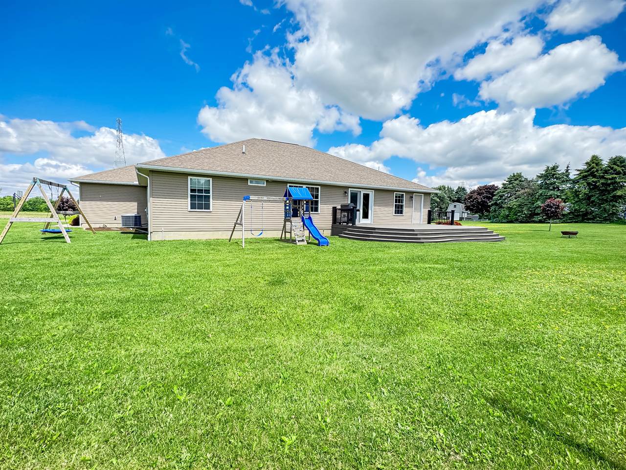 1093 Co Rd 1600, Ashland, OH 44805