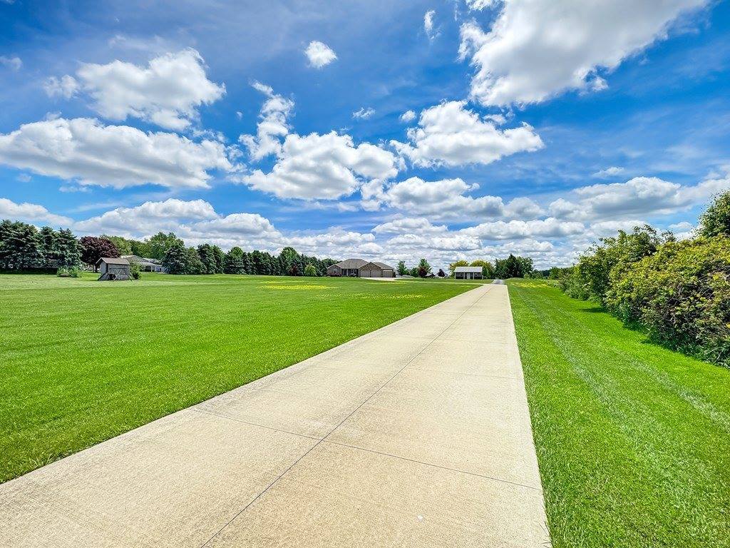 1093 Co Rd 1600, Ashland, OH 44805