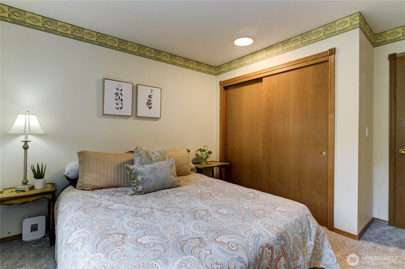 9515 Amanda Drive NE, Olympia, WA 98516