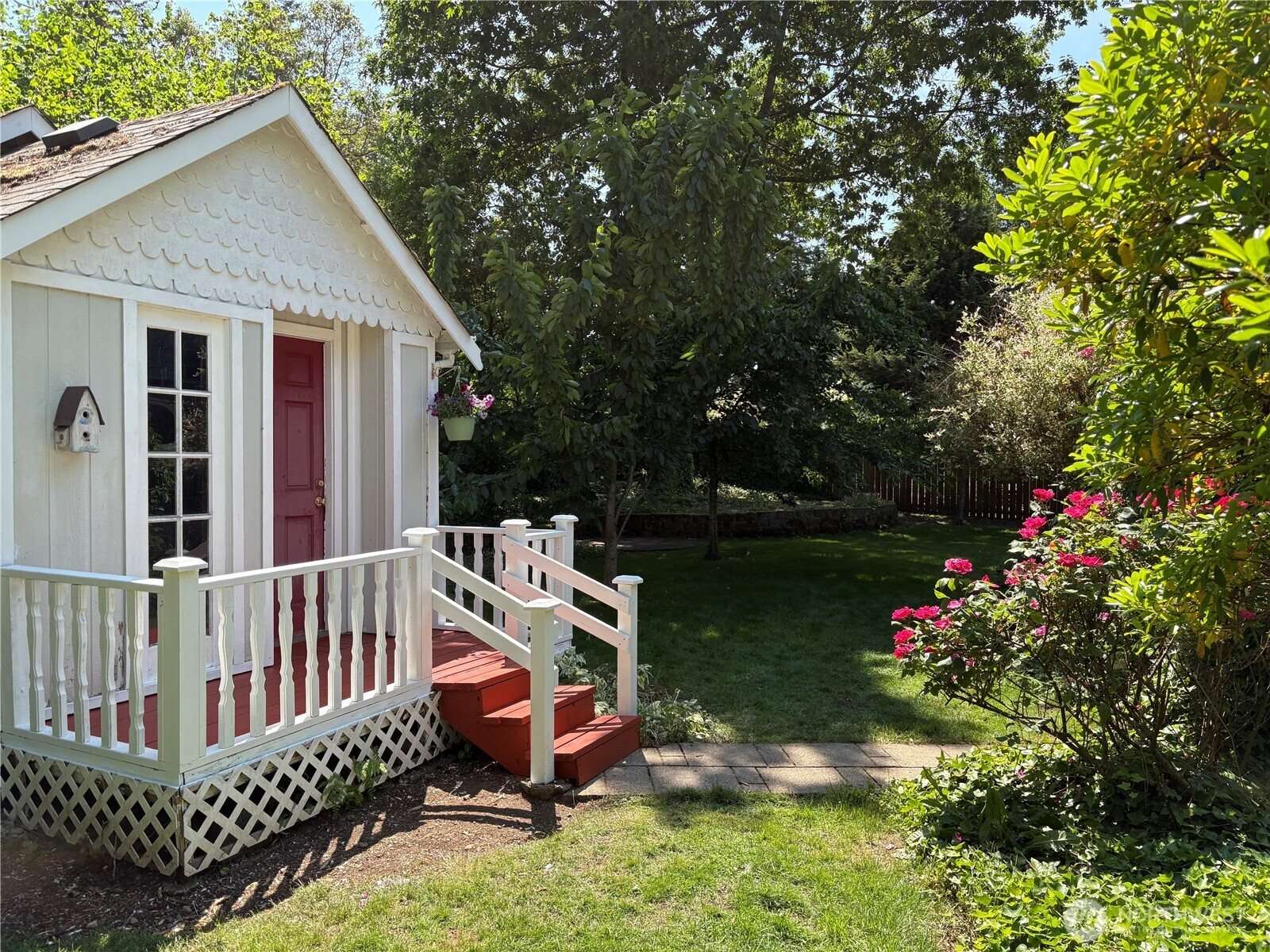 9515 Amanda Drive NE, Olympia, WA 98516