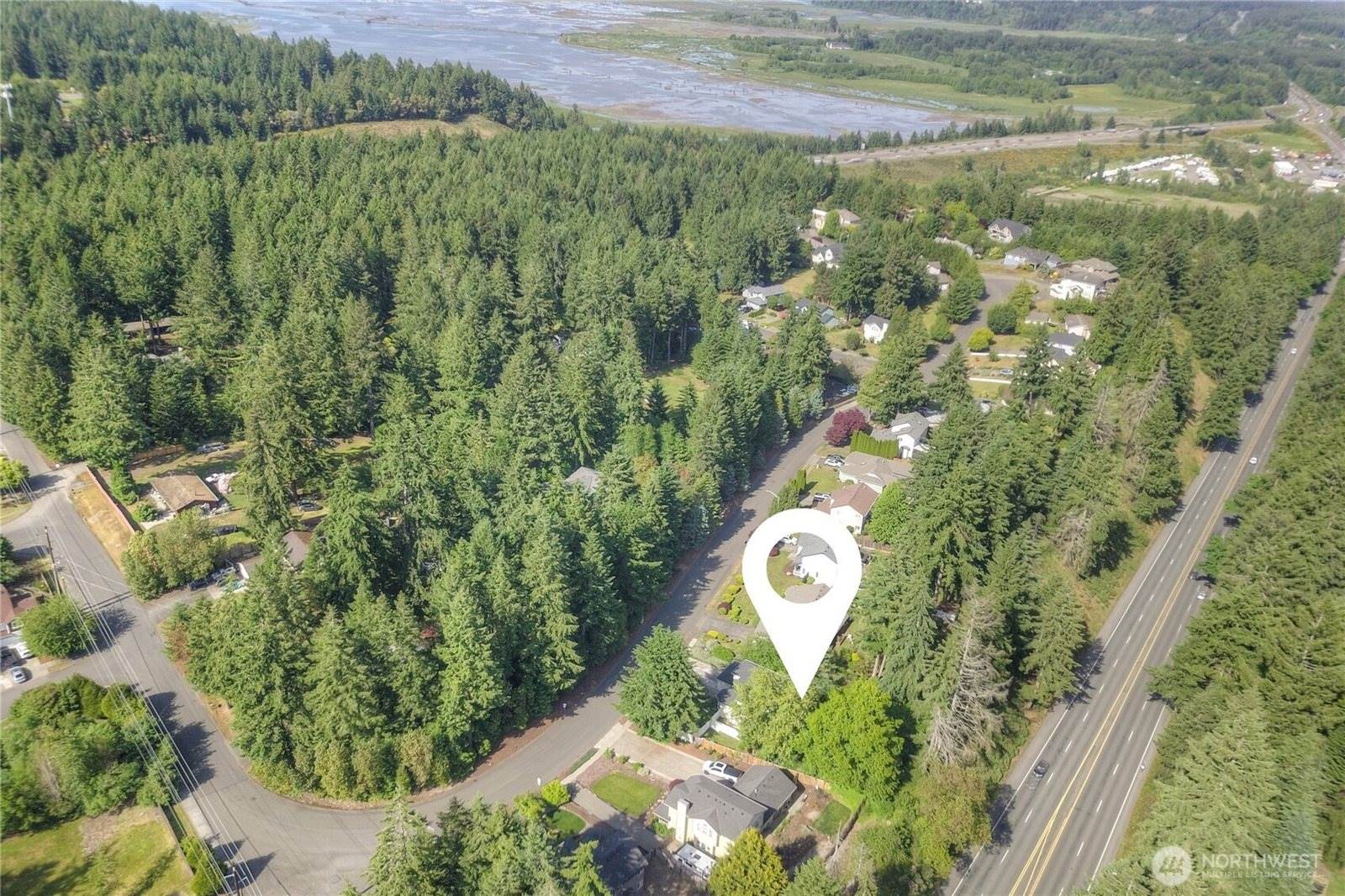 9515 Amanda Drive NE, Olympia, WA 98516