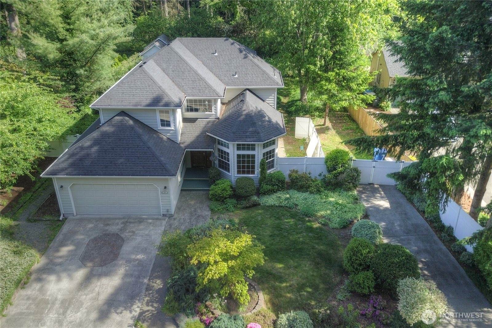 9515 Amanda Drive NE, Olympia, WA 98516