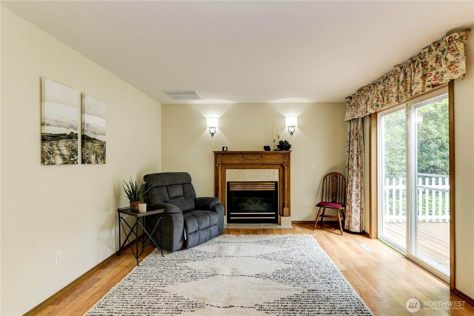 9515 Amanda Drive NE, Olympia, WA 98516