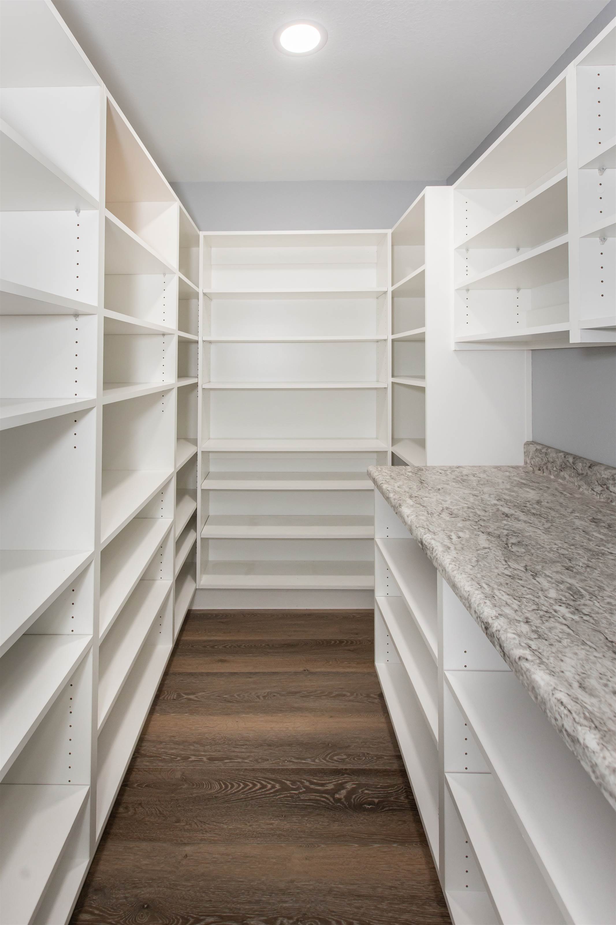 221 3RD St, Elkhart, KS 67950