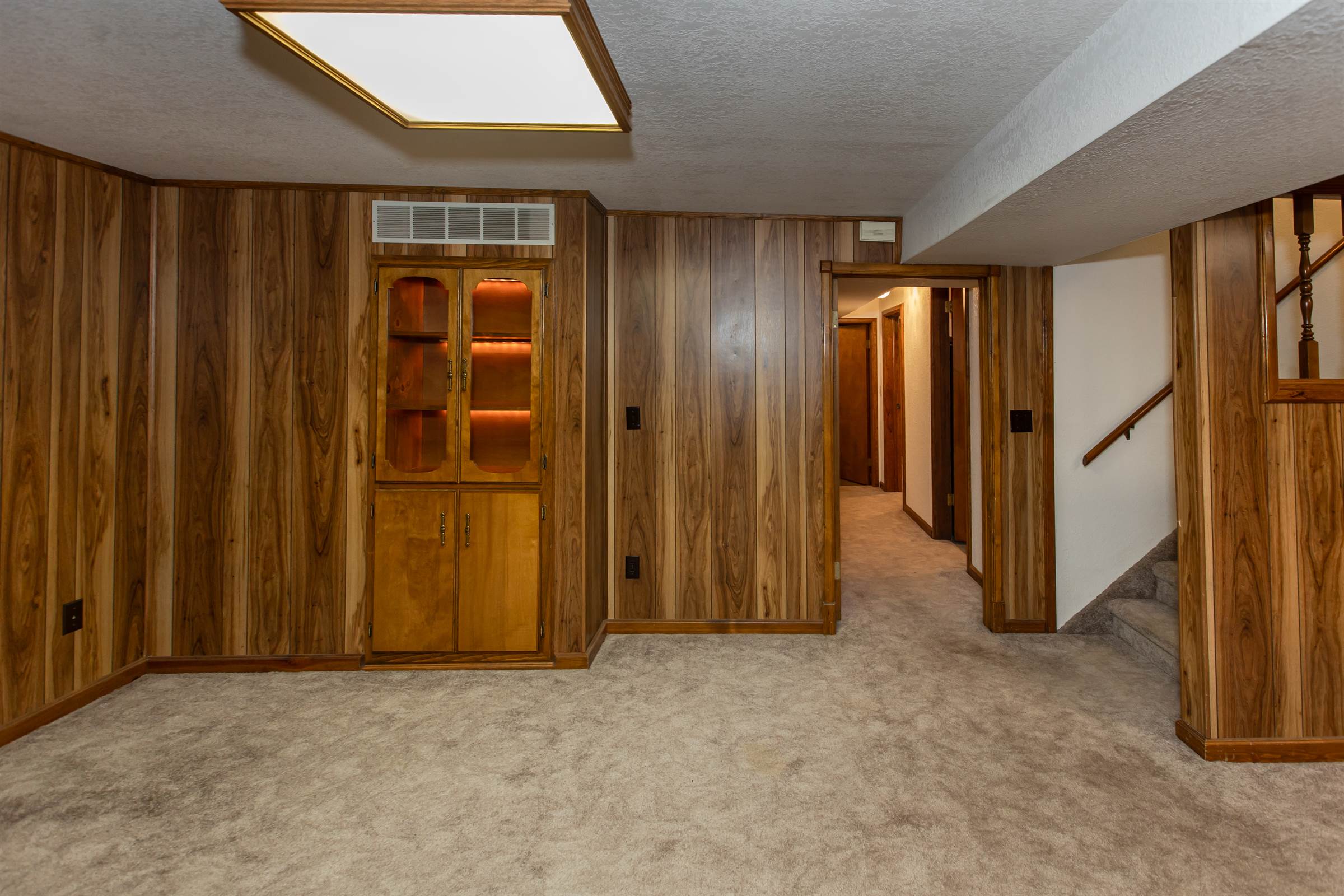 221 3RD St, Elkhart, KS 67950