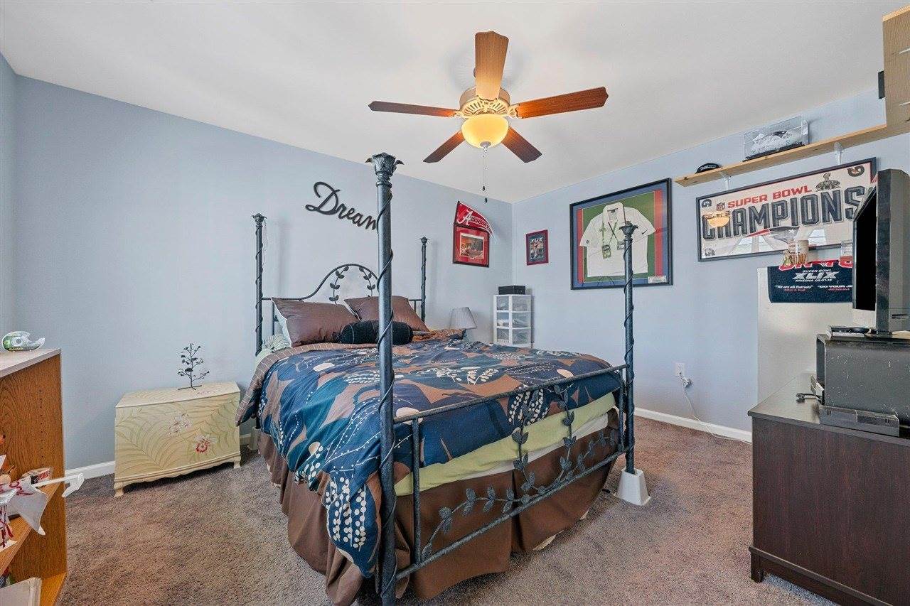 7060 Stone Meade Court, Bowling Green, KY 42101