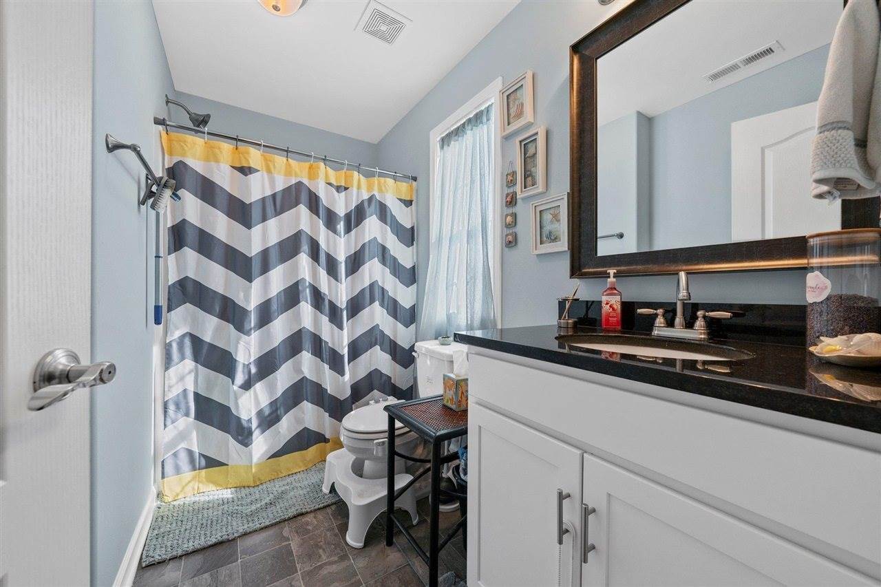 7060 Stone Meade Court, Bowling Green, KY 42101