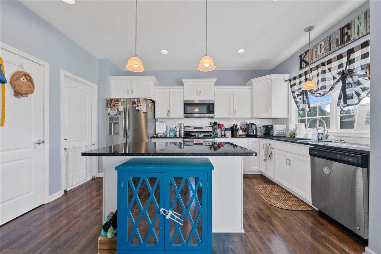 7060 Stone Meade Court, Bowling Green, KY 42101