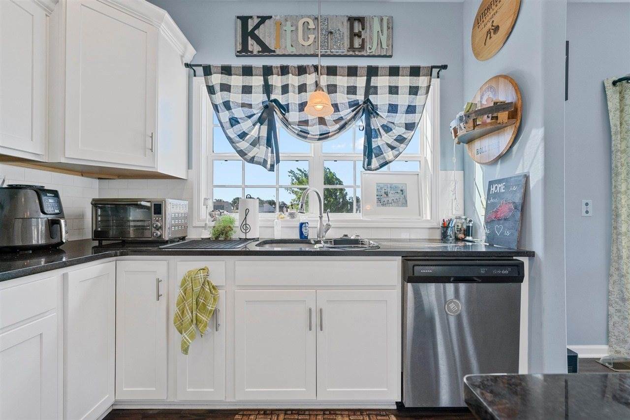 7060 Stone Meade Court, Bowling Green, KY 42101