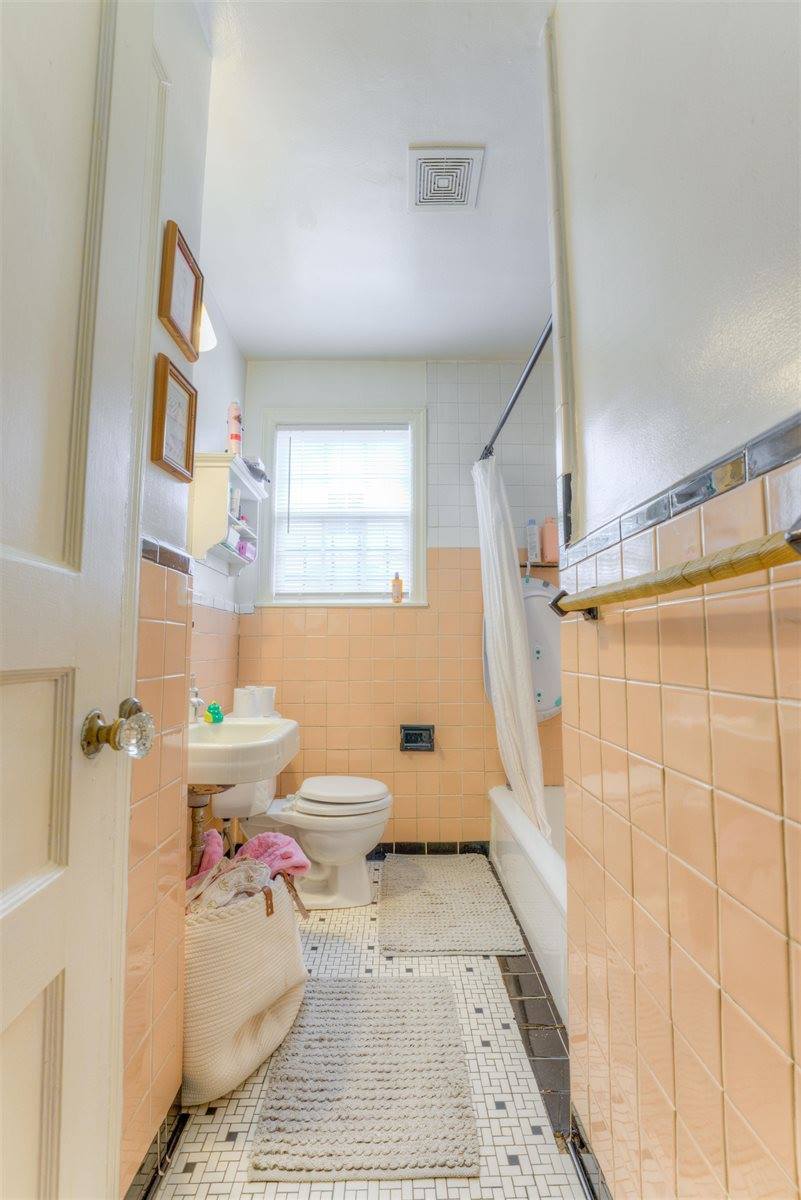 157 Roberta, Memphis, TN 38112