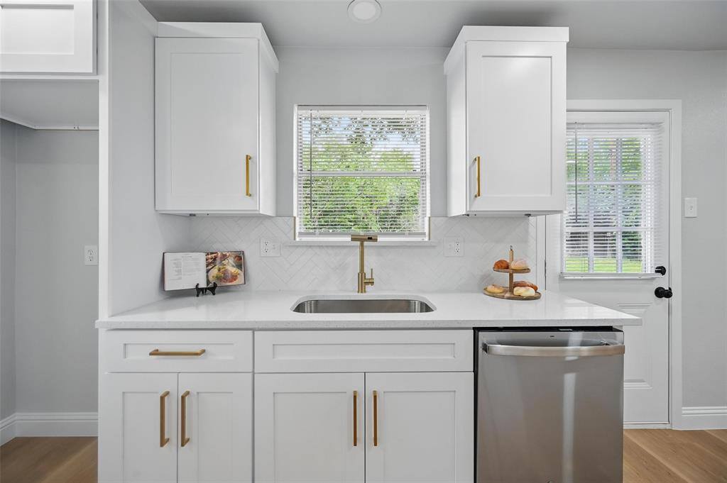 3651 Cindy Drive, Fort Worth, TX 76111