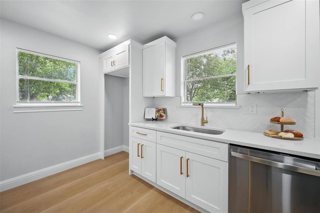 3651 Cindy Drive, Fort Worth, TX 76111