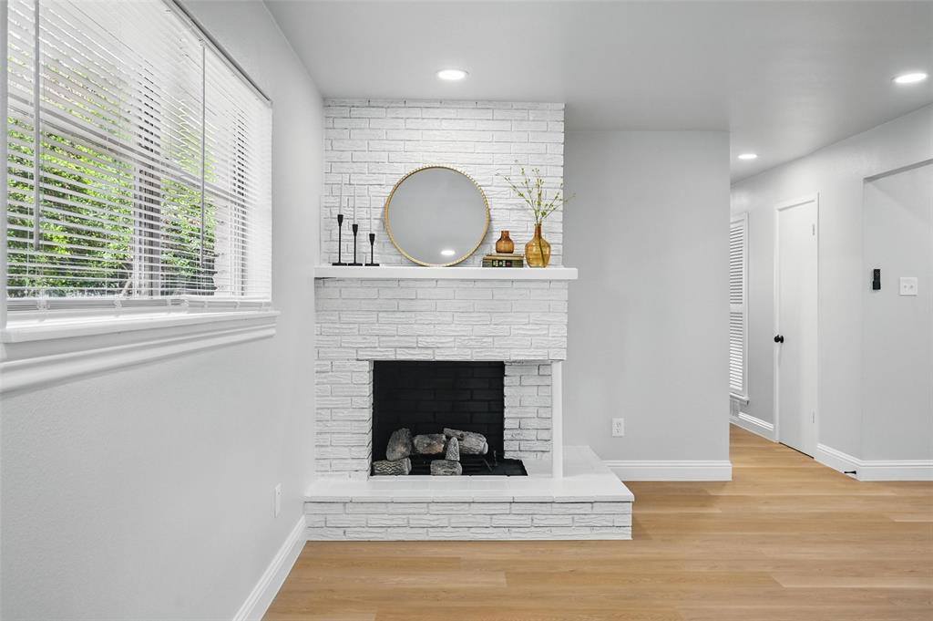 3651 Cindy Drive, Fort Worth, TX 76111