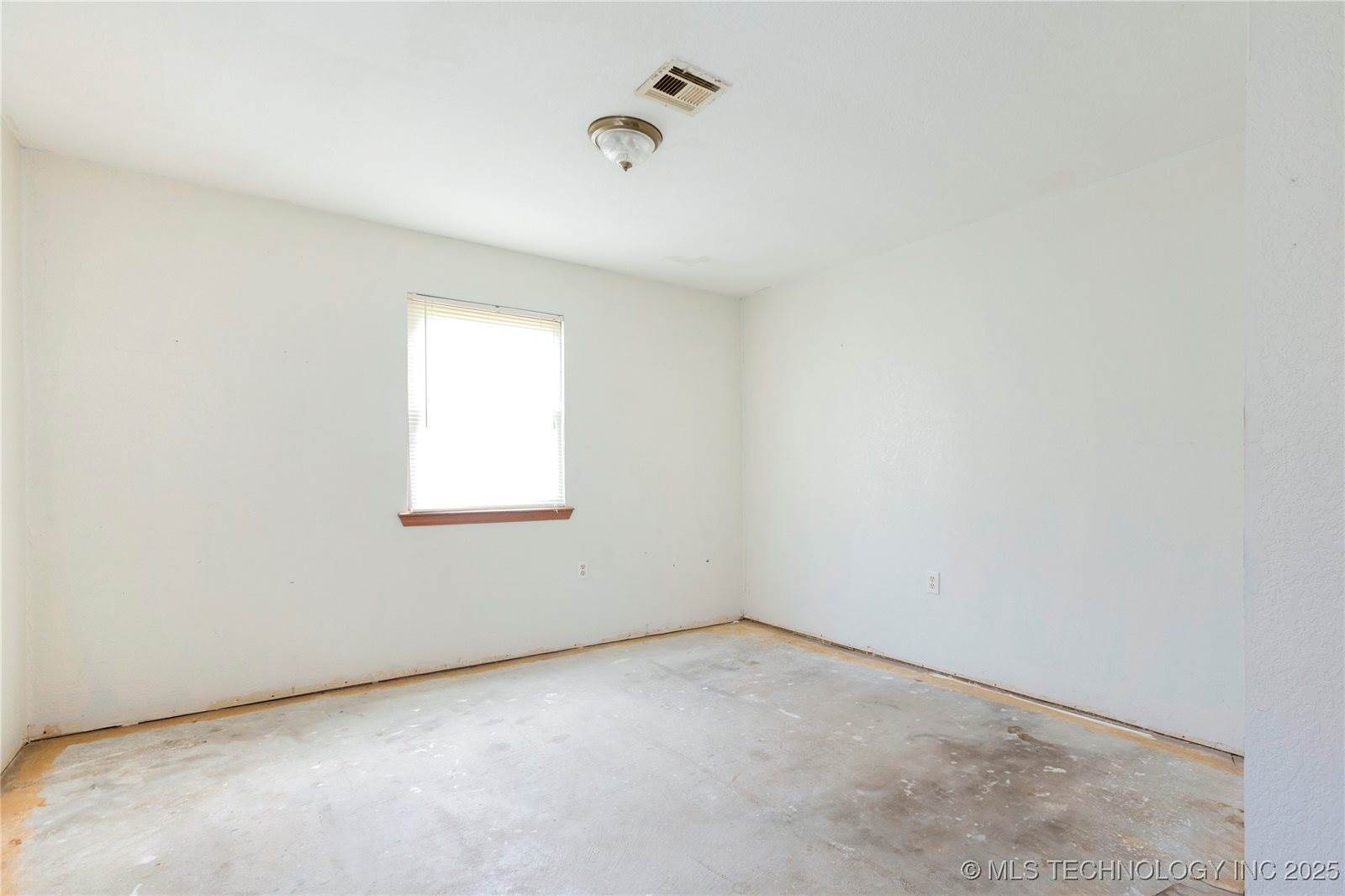 407 Monroe Street, Savanna, OK 74462