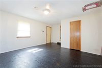 407 Monroe Street, Savanna, OK 74462