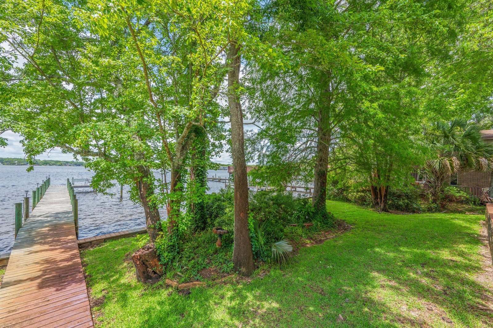 1405 North Bayshore Drive, Niceville, FL 32578