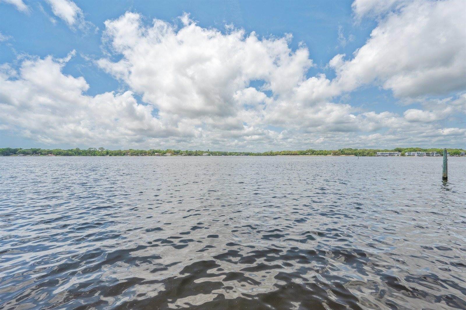 1405 North Bayshore Drive, Niceville, FL 32578