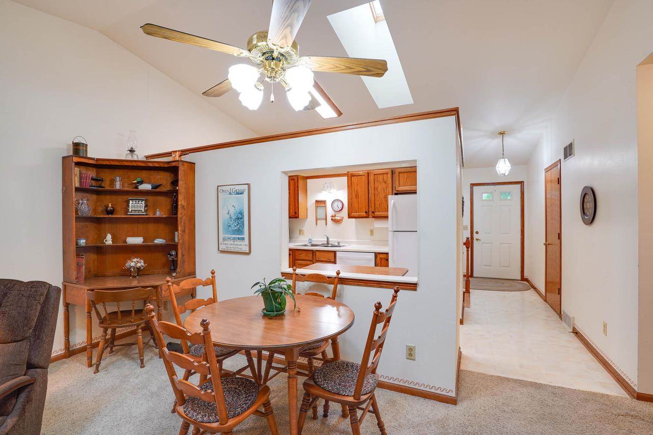 741 Kensington Square, Stoughton, WI 53589