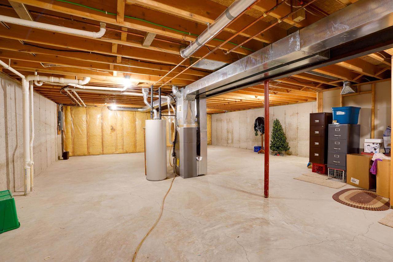 741 Kensington Square, Stoughton, WI 53589