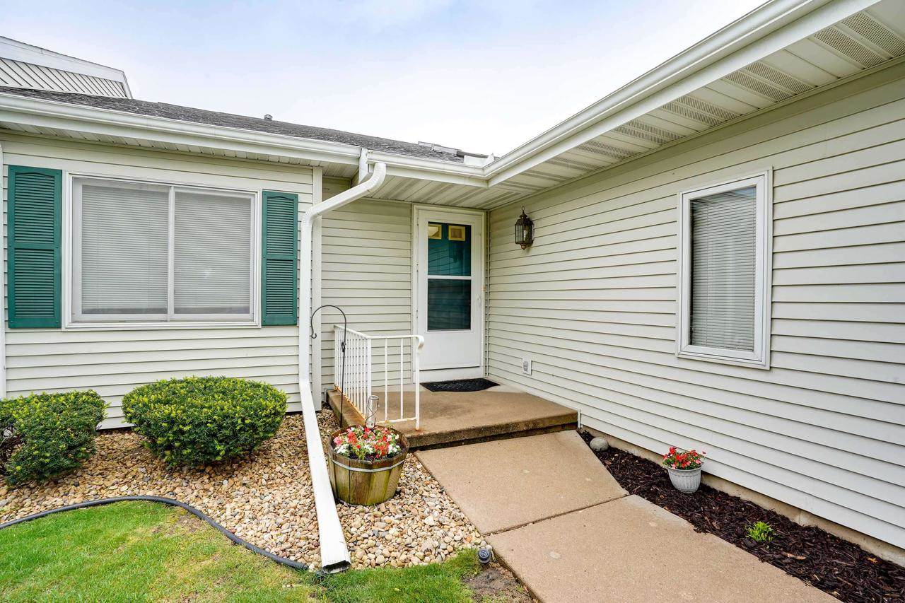 741 Kensington Square, Stoughton, WI 53589