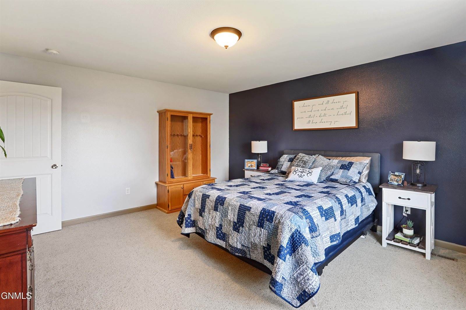 5826 Anna Avenue, Williston, ND 58801