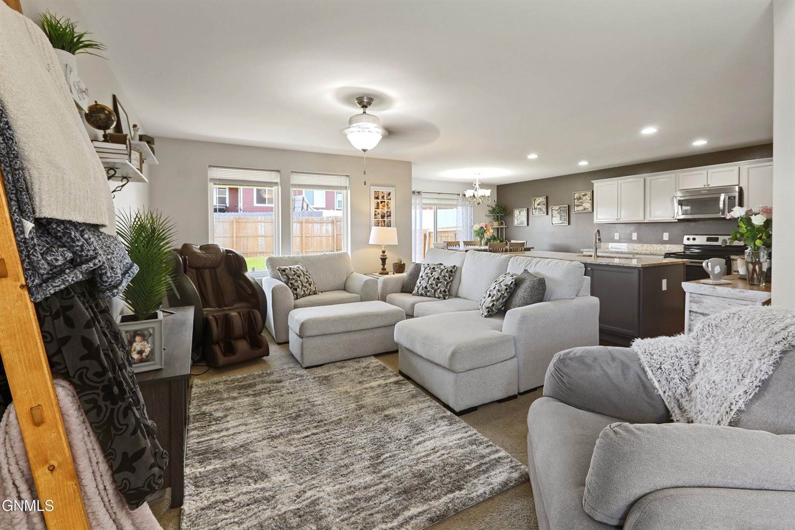 5826 Anna Avenue, Williston, ND 58801