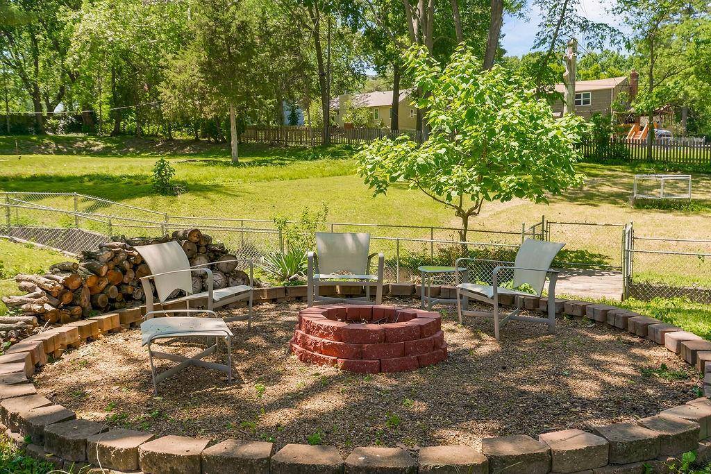 6138 Hadley Street, Merriam, KS 66202