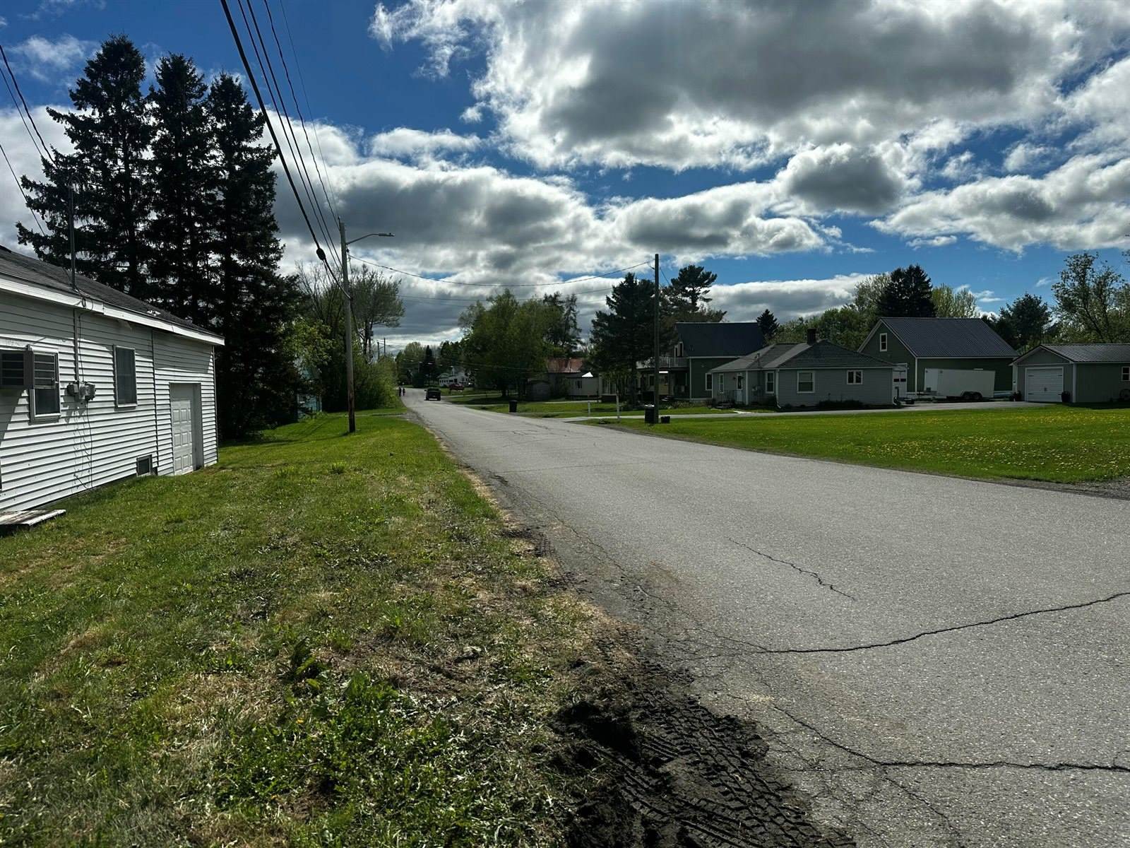 29 Exchange Street, Presque Isle, ME 04769