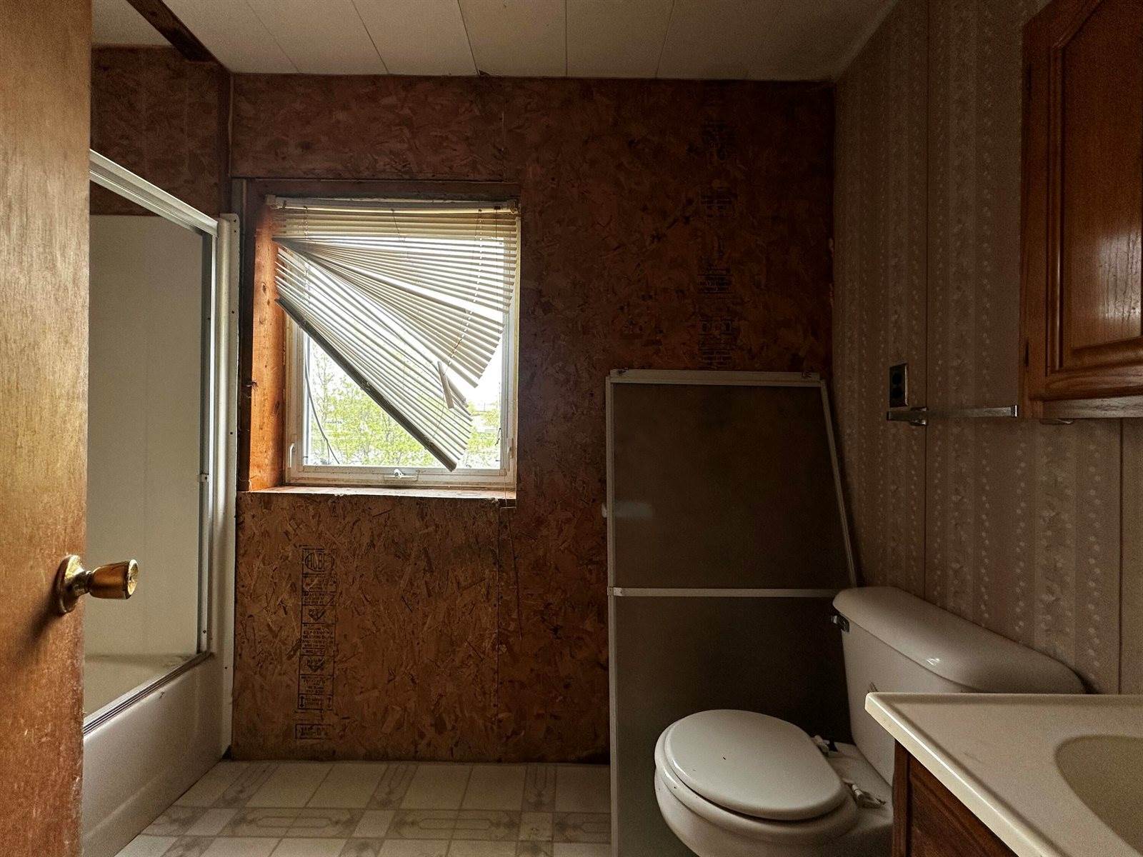 29 Exchange Street, Presque Isle, ME 04769