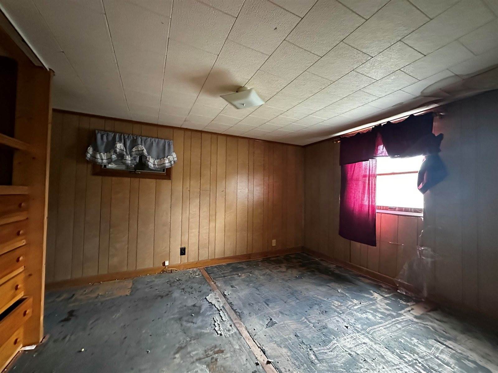 29 Exchange Street, Presque Isle, ME 04769