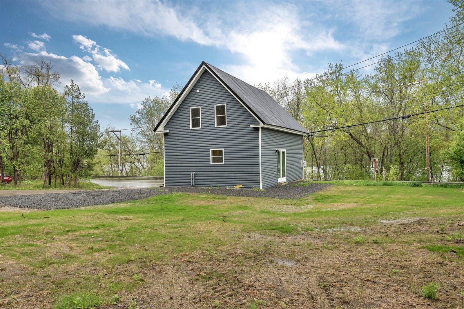 61 Main Road, Eddington, ME 04428