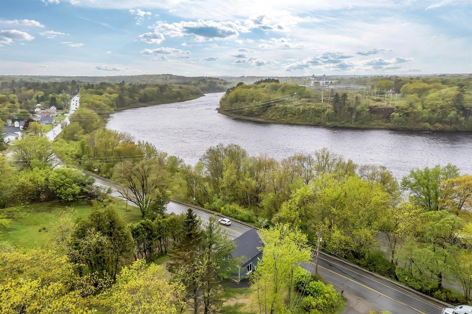 61 Main Road, Eddington, ME 04428