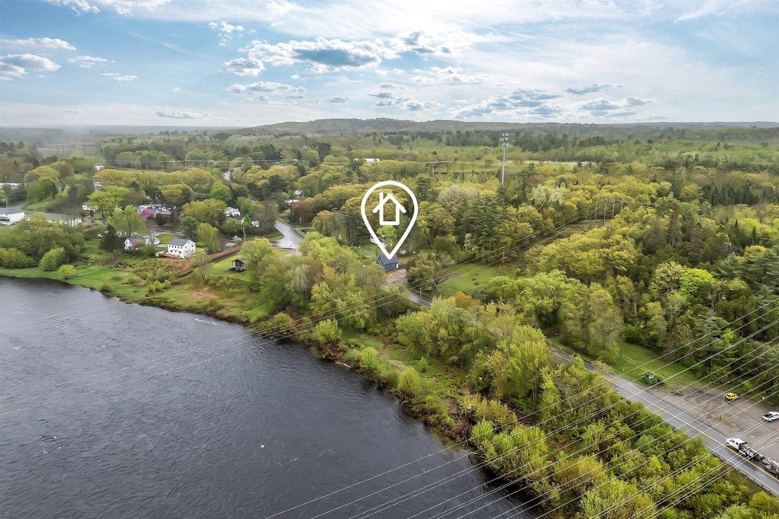 61 Main Road, Eddington, ME 04428