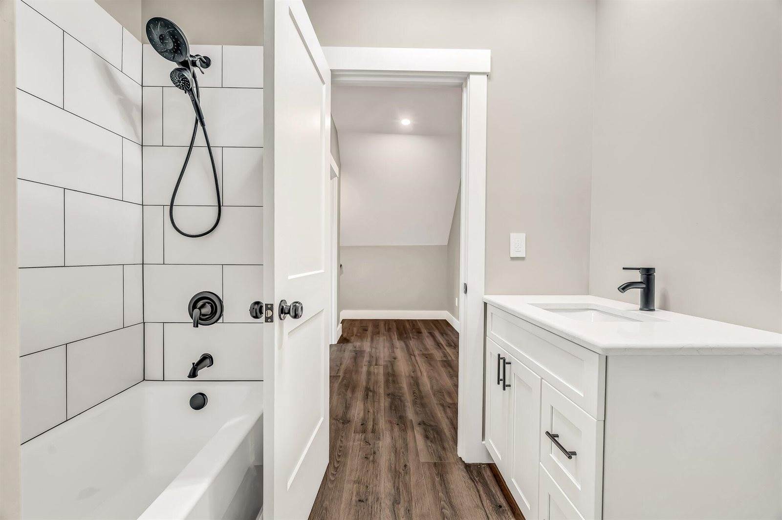 61 Main Road, Eddington, ME 04428