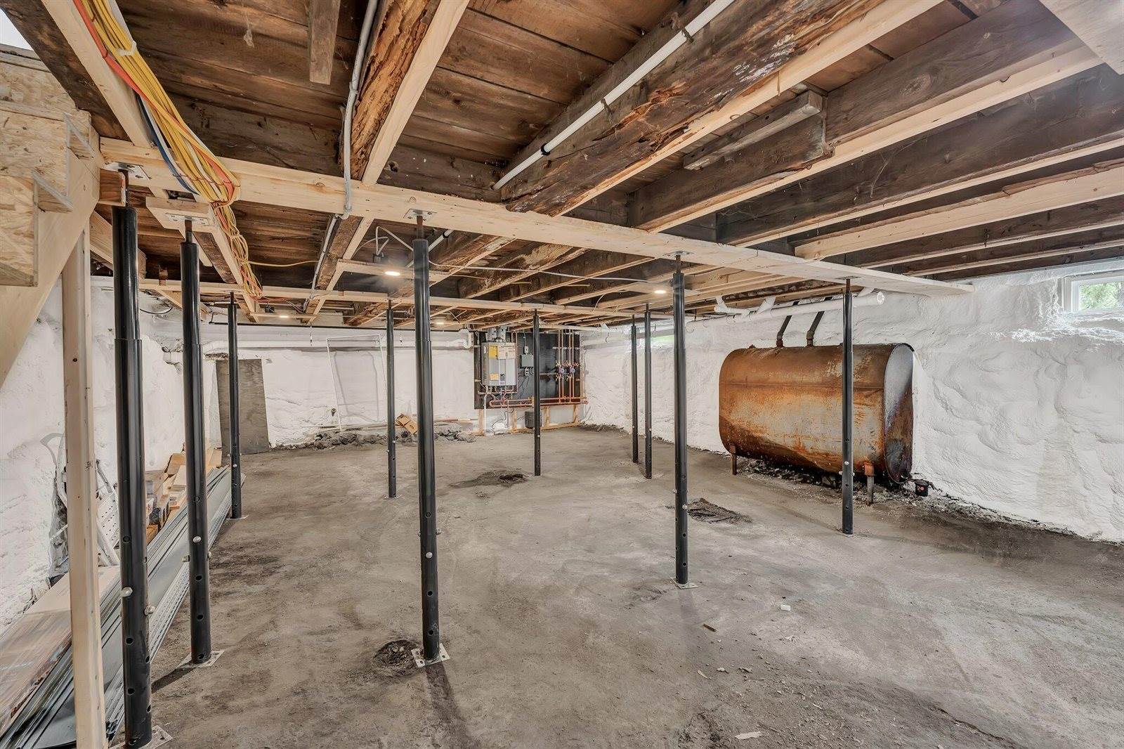 61 Main Road, Eddington, ME 04428