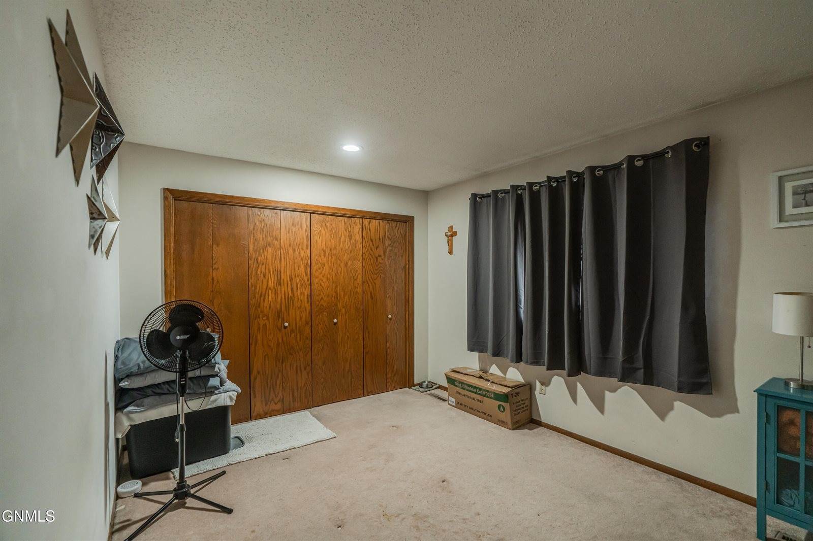 1205 Washington Street, Bismarck, ND 58504