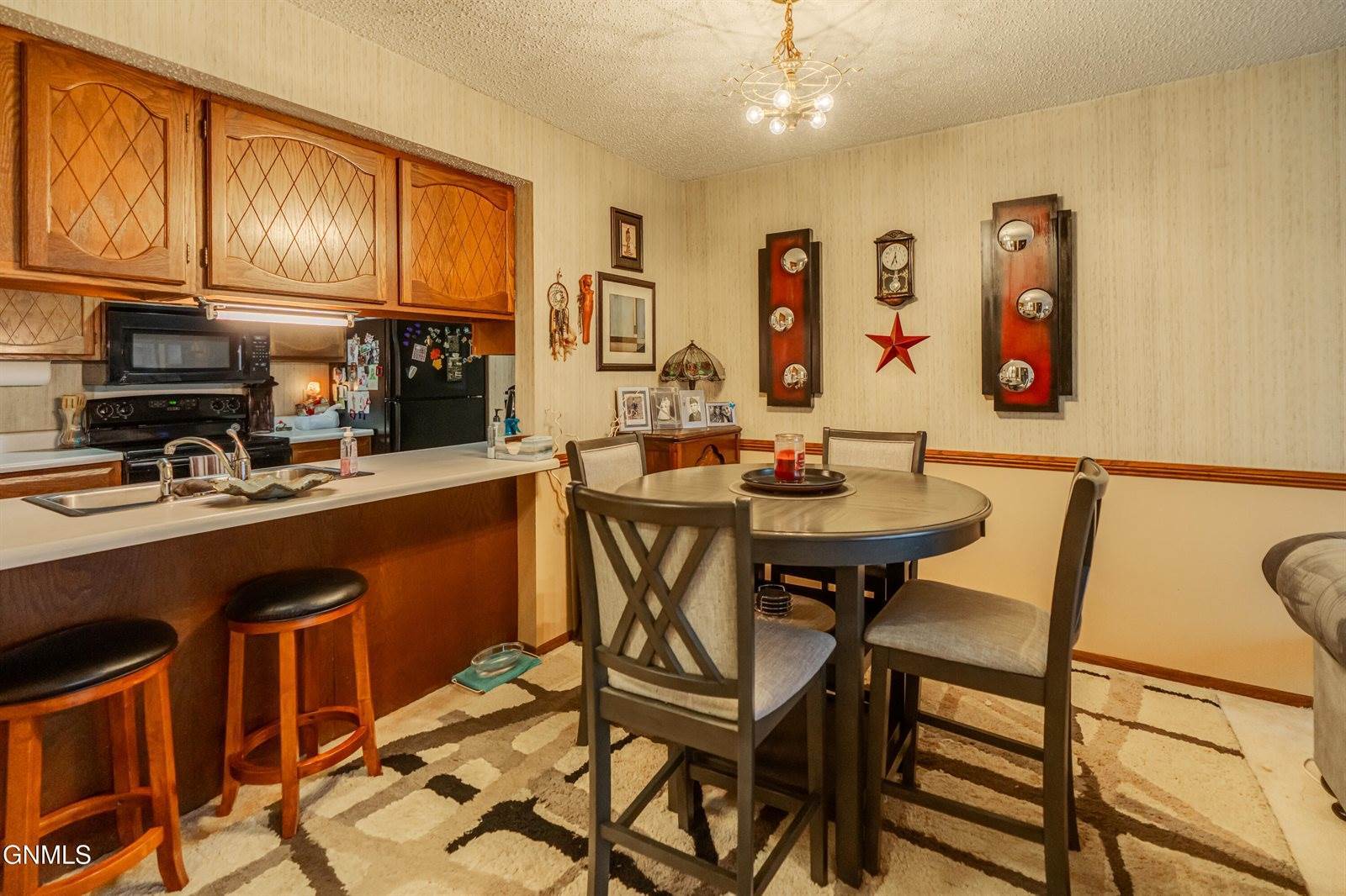 1205 Washington Street, Bismarck, ND 58504