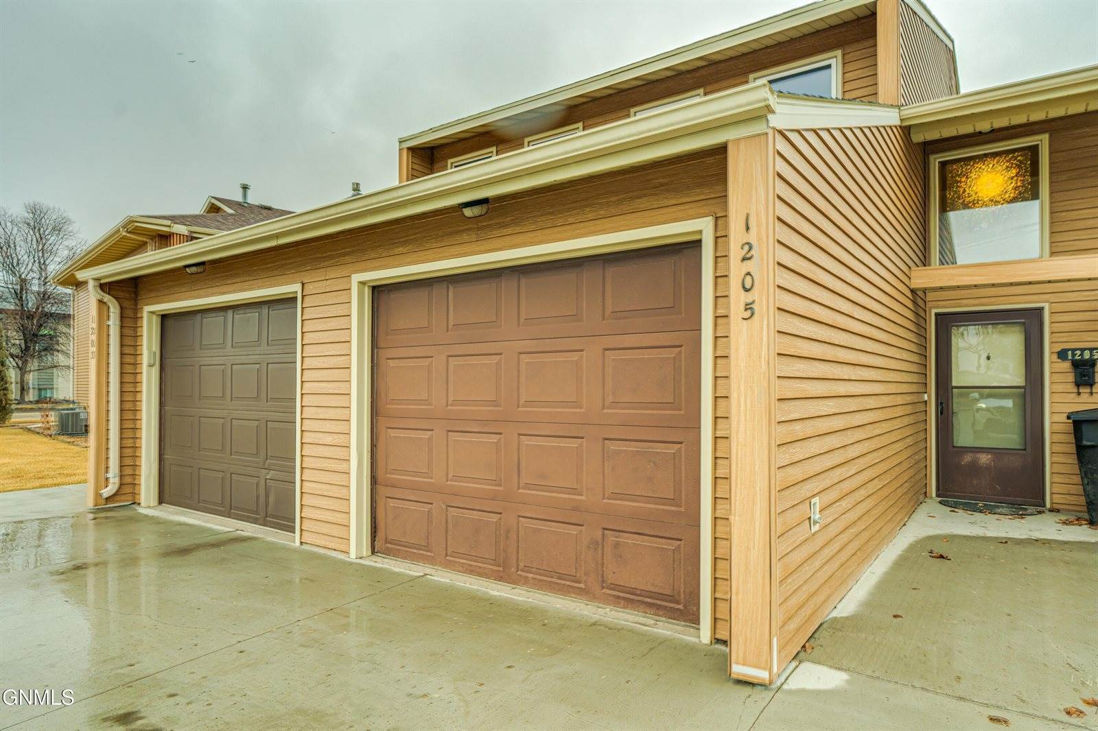 1205 Washington Street, Bismarck, ND 58504
