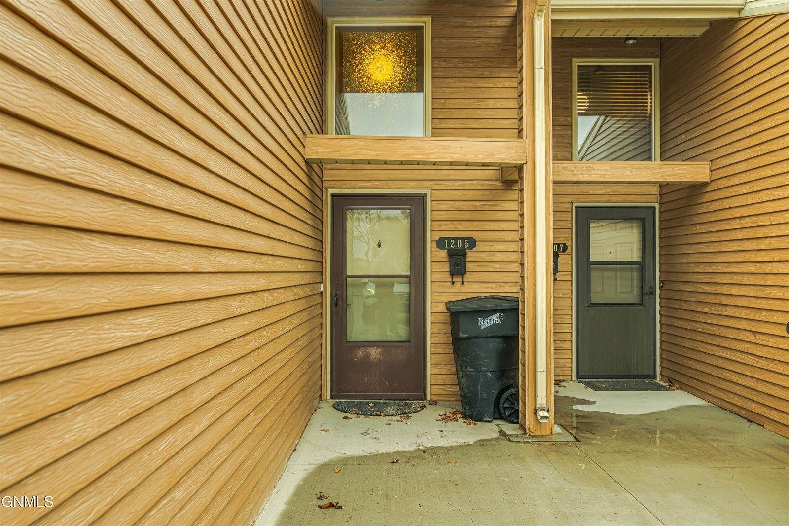 1205 Washington Street, Bismarck, ND 58504