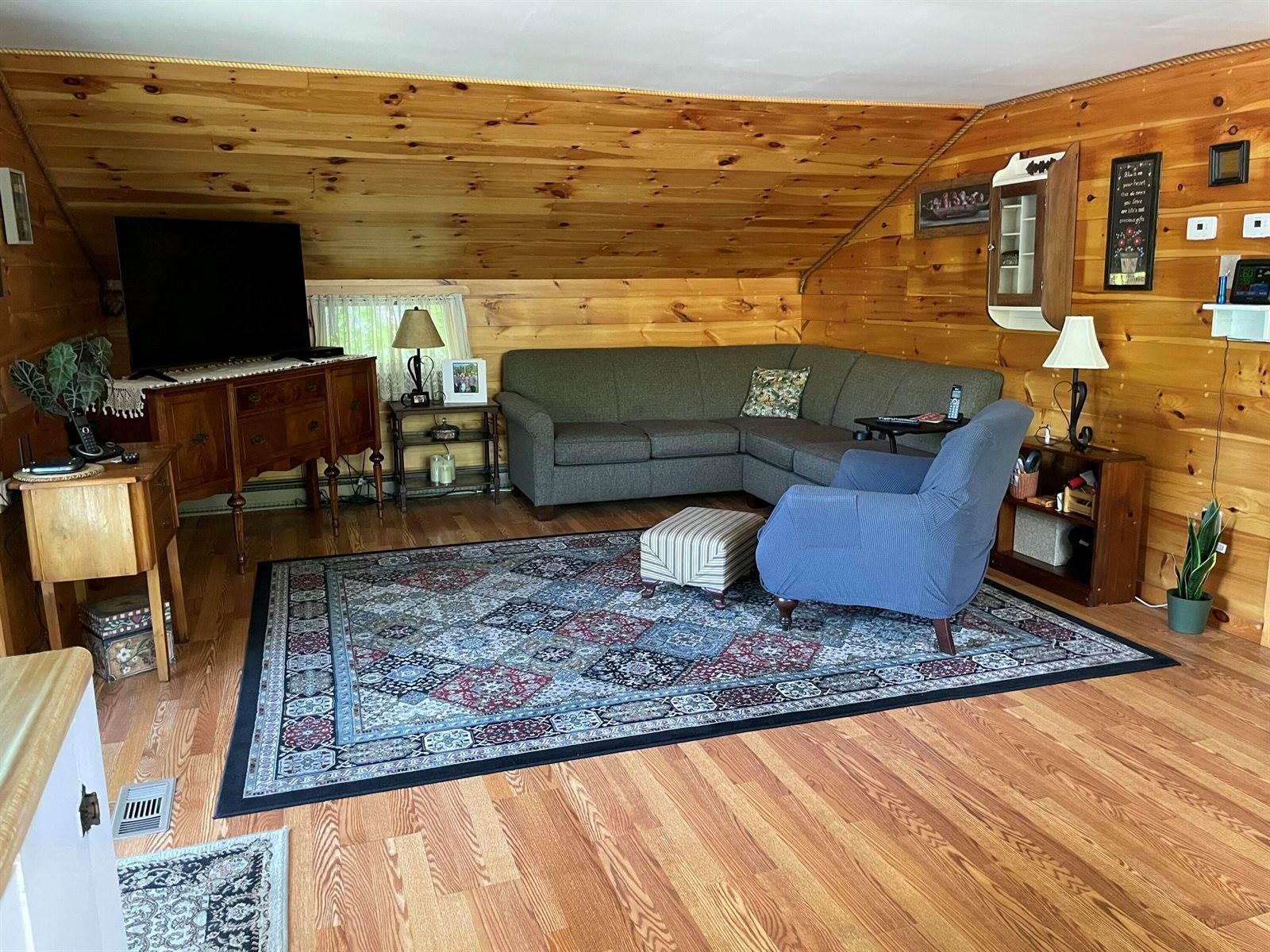 2130 Summerhaven Road, Sidney, ME 04330