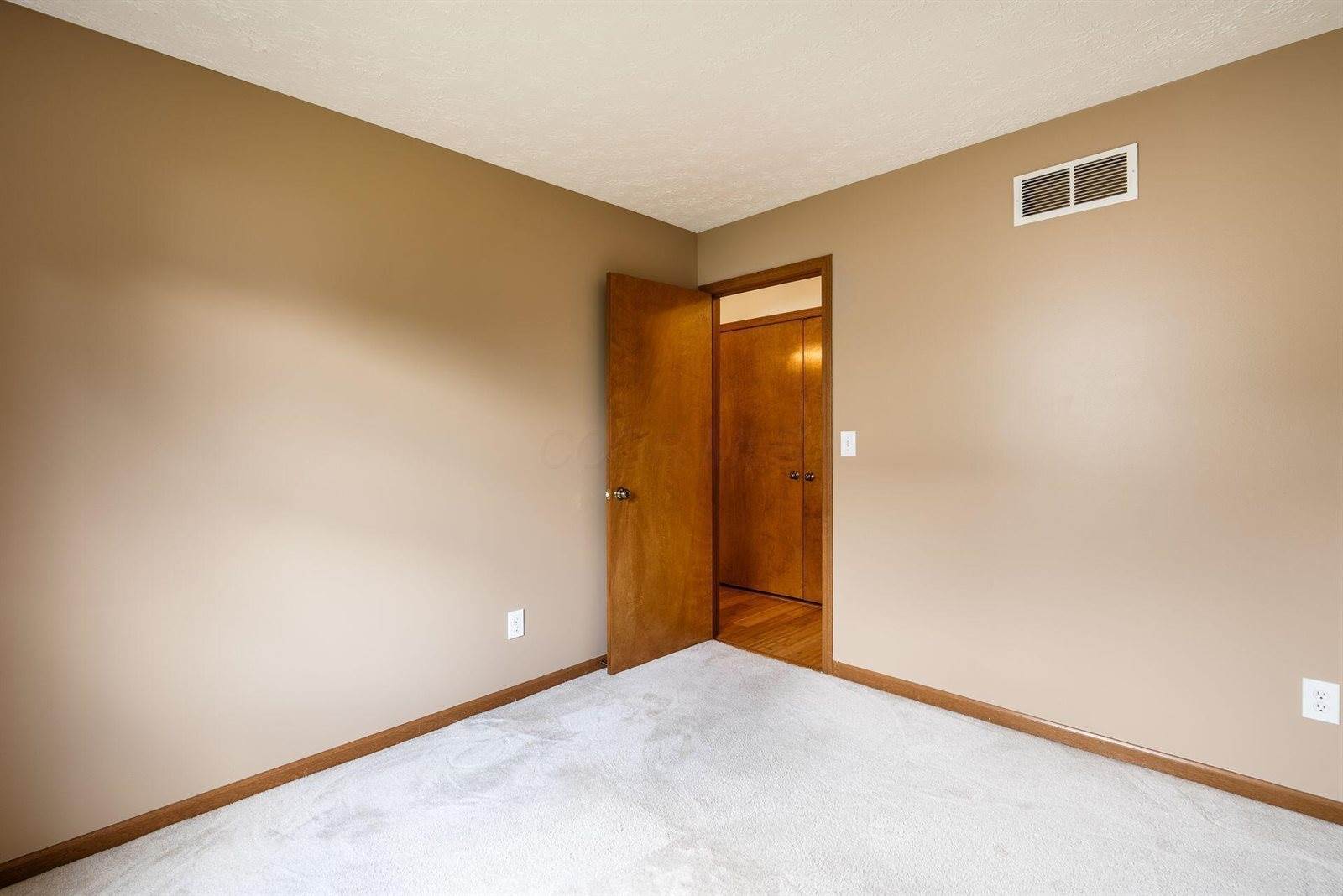 4977 Softwood Court, Westerville, OH 43081