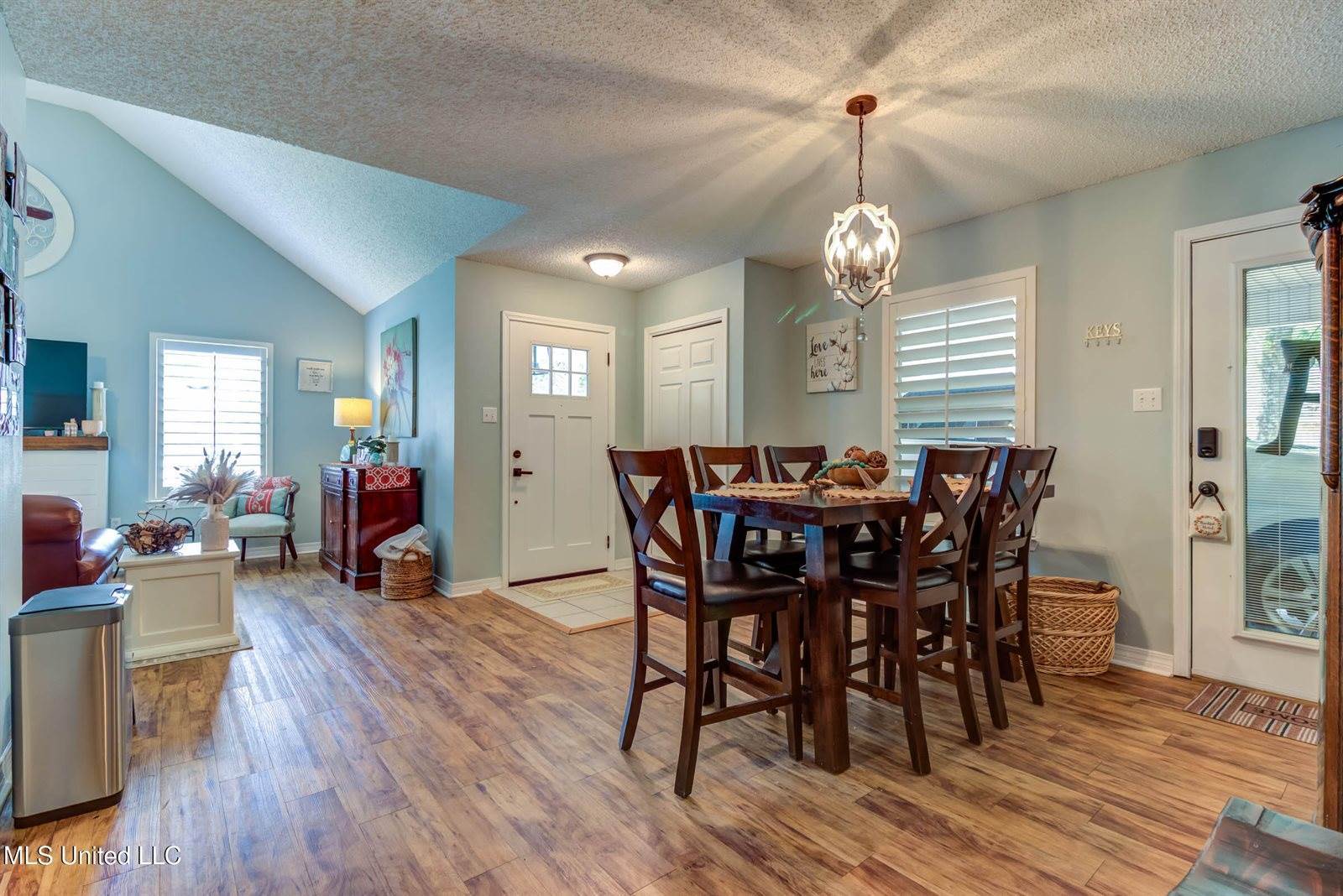 7505 Martin Court, Ocean Springs, MS 39564